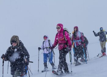 Cochrane activa su invierno con la XI Ruta del Huemul: cupos agotados en minutos