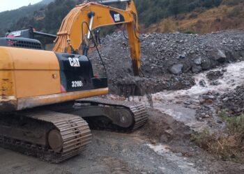 Se mantienen cortes parciales de rutas y monitoreo por crecidas de ríos en Aysén tras intensas lluvias