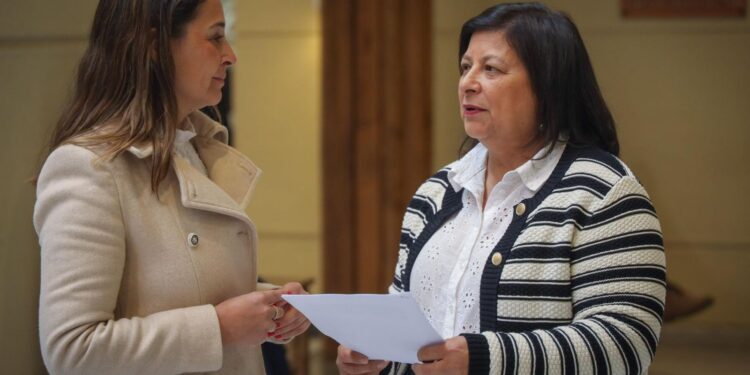Diputada Marcia Raphael exige acciones frente a riesgos de delitos hacia menores en plataformas de juegos digitales