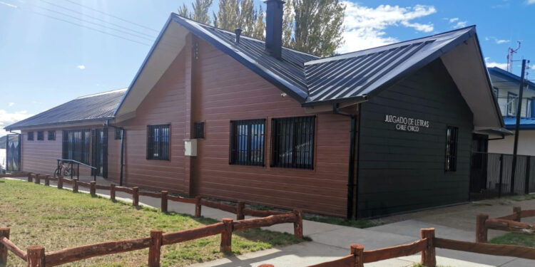 [Actualización] Formalizaron a los tres primos imputados por homicidio y ataques violentos ocurridos en Chile Chico
