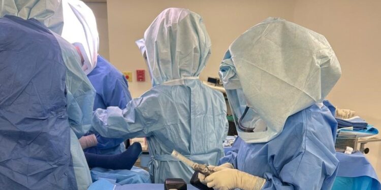 Hospital de Puerto Aysén realiza con éxito su primera cirugía de rodilla