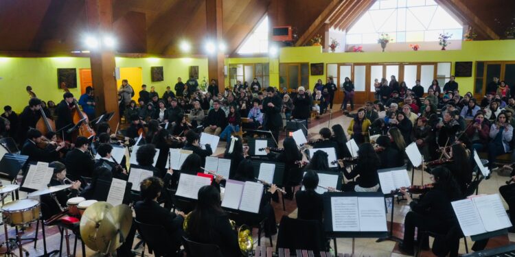 Orquesta Sinfónica Juvenil de Aysén ofreció Concierto de Gala en Puerto Aysén