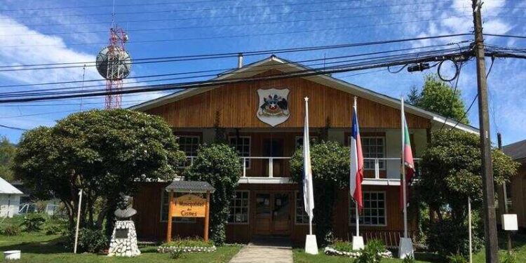Corte de Apelaciones ordena a la Municipalidad de Cisnes podar o talar árboles en mal estado