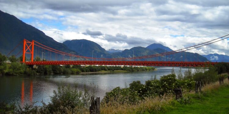 Lanzan licitación para estudio de prefactibilidad de un nuevo puente en Puerto Aysén