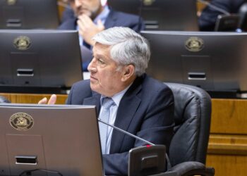 Sandoval destacó iniciativa de primera comercializadora artesanal de Aysén, con capacidad para proveer merluza austral con trazabilidad certificada