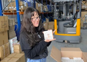 Jauken lanza paleta de ecomaquillaje vegano con registro sanitario y sello patagónico
