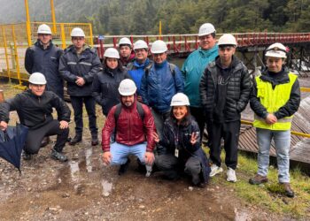 Estudiantes del CFT Estatal de Puerto Aysén visitan Central Hidráulica de Edelaysen en jornada educativa