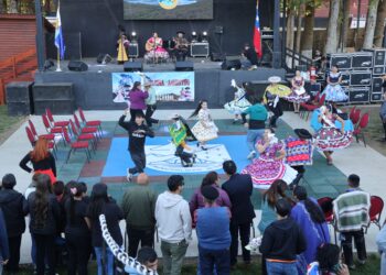 Cochrane celebra Fiestas Patrias con música, gastronomía y tradiciones en el Parque Costumbrista
