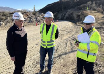 Supervisan pavimentación de 17 kilómetros en Ruta 7 Sur entre Confluencia y Puente Chacabuco