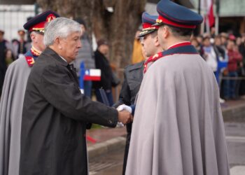 Senador Sandoval entrega reconocimiento al Cuerpo Militar del Trabajo (CMT) por su rol en la construcción de la Carretera Austral