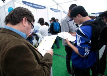 Feria Laboral #HayVacantes ofrecerá más de 100 empleos en Puerto Aysén