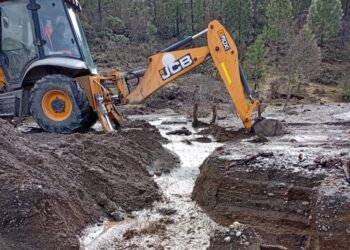 [Actualización mañana del sábado 4 de octubre] Aysén se mantiene bajo alerta por evento meteorológico: cierres de rutas y restricciones en conectividad