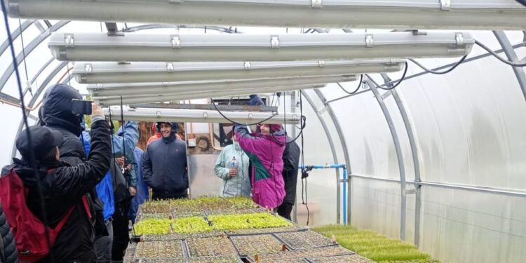 Estudiantes del Campus Patagonia realizaron gira técnica por zonas productivas del sur de Aysén