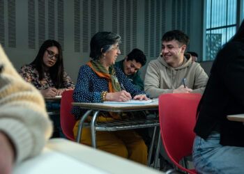 INACAP anuncia becas para adultos mayores en proceso de Admisión 2026