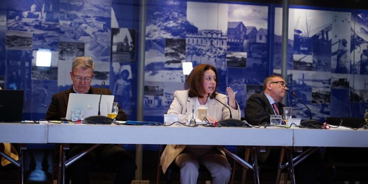 Senadora Órdenes buscará corregir “rebajas significativas” a programas clave del ministerio de educación en la ley de presupuestos 2026