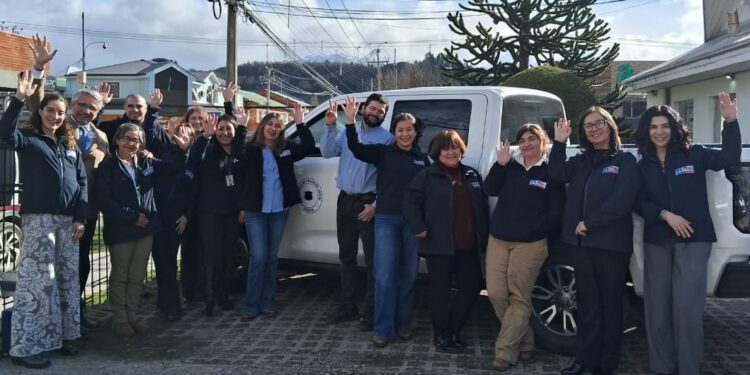 IPS Aysén incorpora nueva camioneta institucional para fortalecer despliegue regional