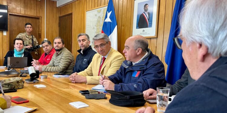 Gobierno refuerza coordinación intersectorial para garantizar elecciones seguras en Aysén este 16 de noviembre
