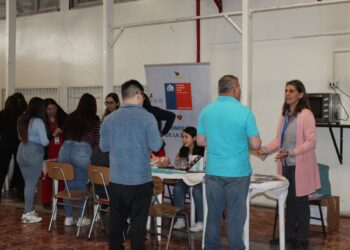 Realizan Feria de Salud en el Centro Penitenciario de Coyhaique para fortalecer atención a mujeres privadas de libertad