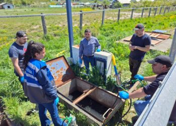 Grave episodio ambiental afecta planta de tratamiento de aguas servidas en Puerto Guadal
