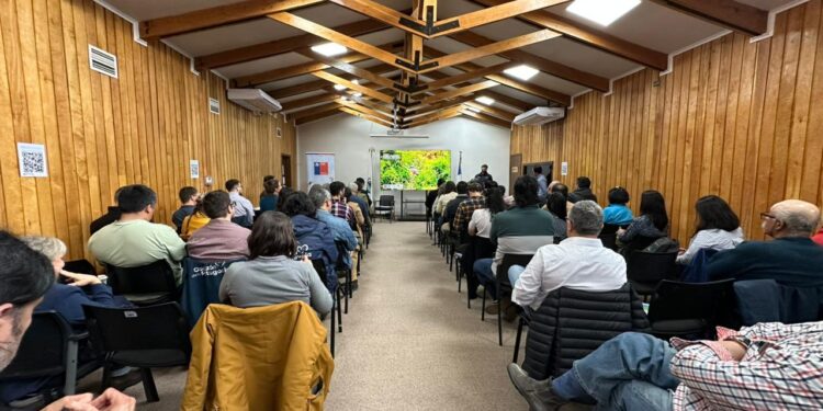 Aysén profundiza diálogo sobre capital natural e invita a jornadas del 28 y 29 de noviembre