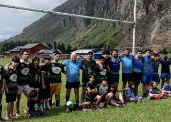 Encuentro de rugby entre Waka Patagonia y Jaguarundi de Puerto Aysén