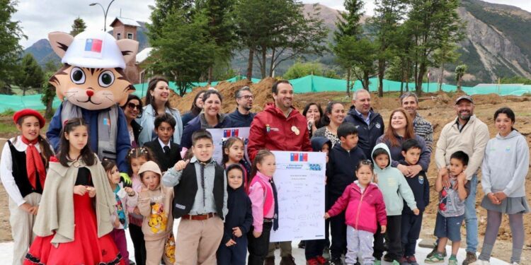 Minvu da inicio a obras de reposición de la plaza en Villa Ortega
