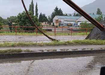 Corte de tensor en el puente Presidente Ibáñez de Puerto Aysén obliga a restringir tránsito y activar una extensa contingencia que podría durar un año
