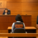 Juzgado de Garantía de Coyhaique decreta arresto domiciliario total para mujer por inducción de aborto.
