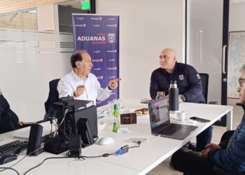 EMPORCHA y Servicio Nacional de Aduanas se coordinan para operación portuaria en Puerto Chacabuco
