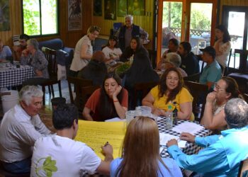 Agricultores de Alto Baguales participan en talleres del programa TAS para fortalecer prácticas de agricultura sostenible