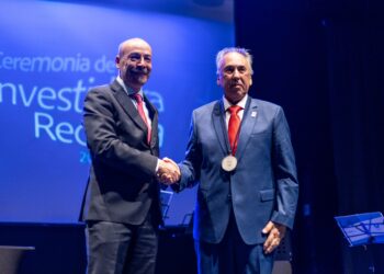 Universidad de Aysén inviste al Dr. Víctor Cubillos como nuevo rector para el período 2026–2030