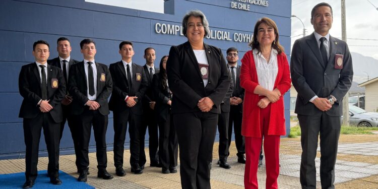 Diez nuevos agentes de la PDI refuerzan labores de Migraciones en la región de Aysén