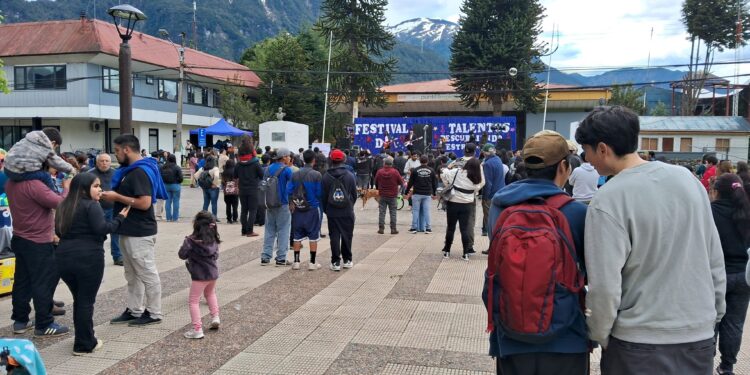 Municipalidad de Aysén realizará concursos artísticos para niños y jóvenes en el aniversario 98 de Puerto Aysén