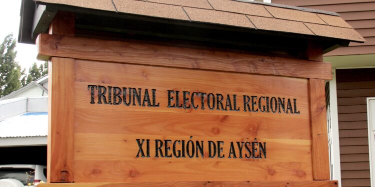 Tribunal Electoral de Aysén admite a trámite requerimiento para remover al alcalde de Coyhaique
