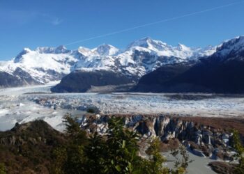 Corte de Coyhaique confirma cierre del glaciar Exploradores por riesgo geológico