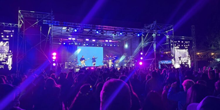 Festival 2026 de Puerto Guadal reunió a tres mil personas por noche