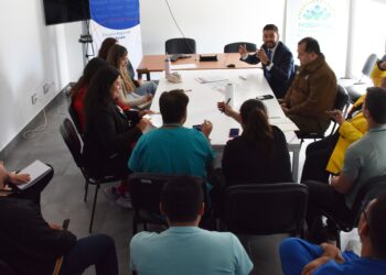 Fiscalía capacita a equipos de salud en Chile Chico para fortalecer procedimientos en casos penales