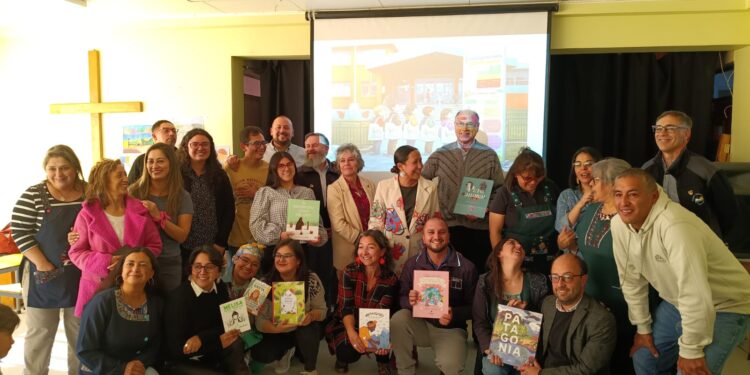 Escuela San José Obrero recibe Premio Carolina Hazard por proyecto ambiental financiado por el FPA