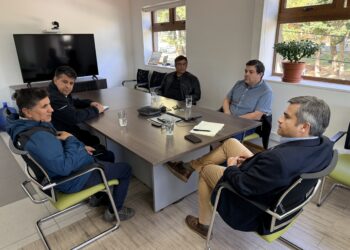 Transportistas y Gobierno Regional coordinan agenda para mejorar conectividad en Aysén