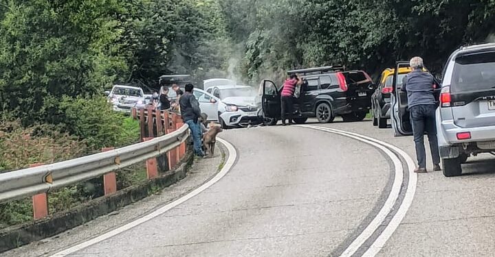 Seis personas resultan lesionadas tras colisión vehicular en la ruta entre Coyhaique y Puerto Aysén