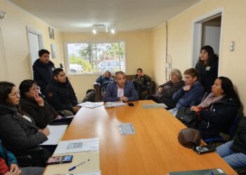 Seguridad y vivienda marcan la agenda del Gobierno en su despliegue por Bahía Murta