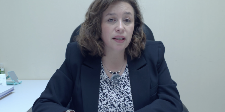 Ximena Órdenes emplaza al Gobierno por instrucción de Hacienda de descontinuar programas en salud