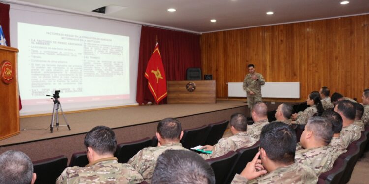 La IV División de Ejército refuerza la seguridad vial de sus tropas frente a los extremos geográficos de Aysén