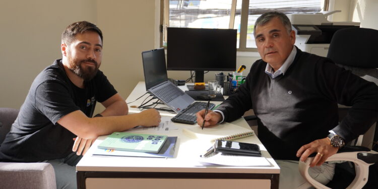 Profesor de Coyhaique viajará a Suiza tras incorporación de Chile al Centro Europeo de Investigación Nuclear