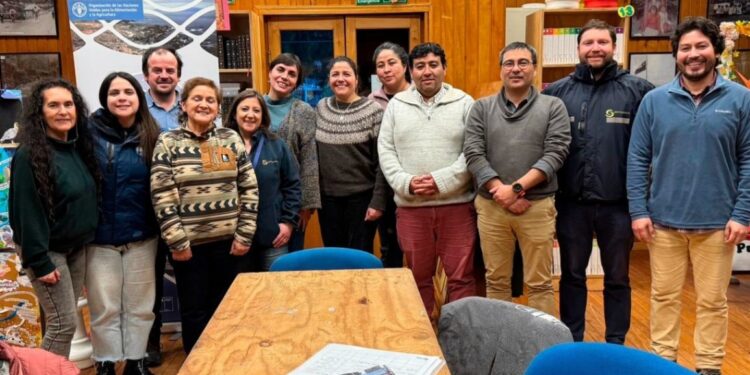 Encuentros ciudadanos abordaron pesca artesanal y desarrollo costero en localidades de Cisnes