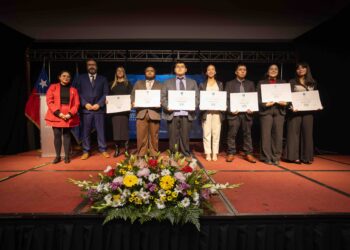 Universidad de Aysén consolida su proyecto educativo regional con la titulación de 69 profesionales