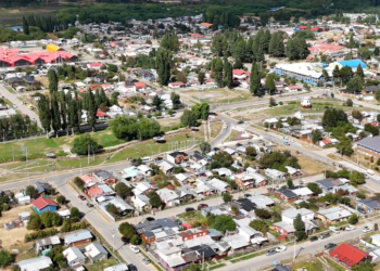 22 familias de Cochrane recibieron subsidios para construir su vivienda