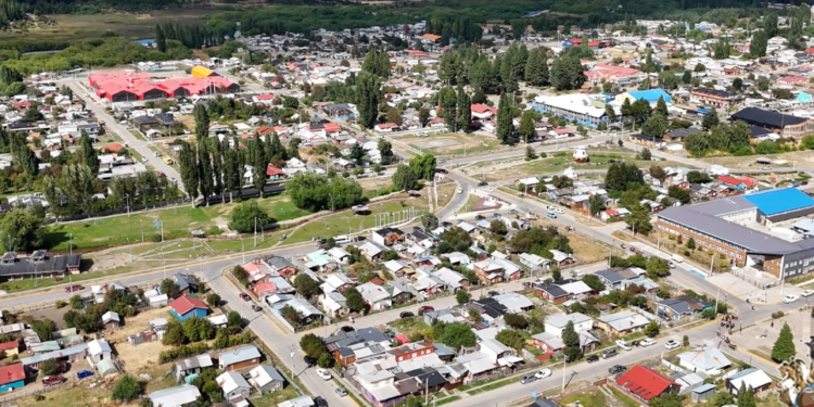 22 familias de Cochrane recibieron subsidios para construir su vivienda