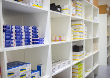 Advierten riesgos en traslados de funcionarios hacia Droguería de la red de Salud