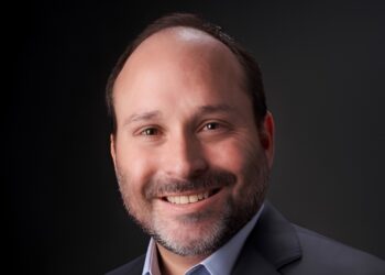 Descentralizar también es construir confianza